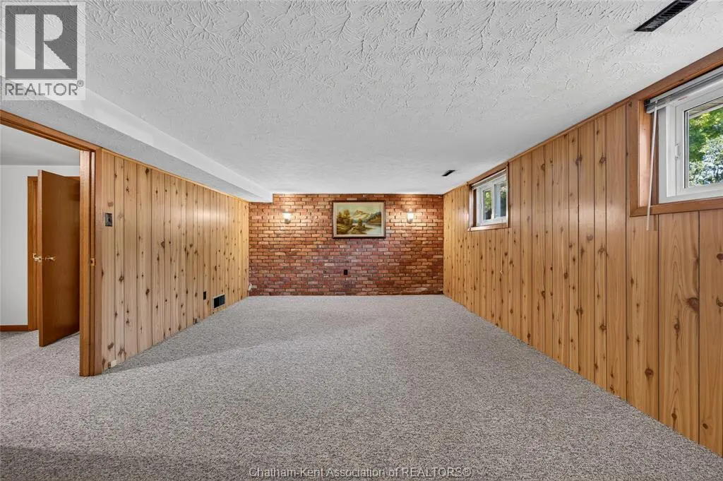 18 CAMEO DRIVE