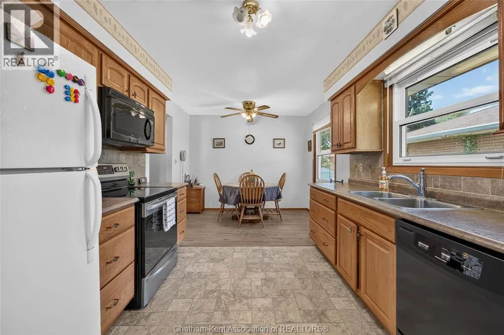 18 CAMEO DRIVE