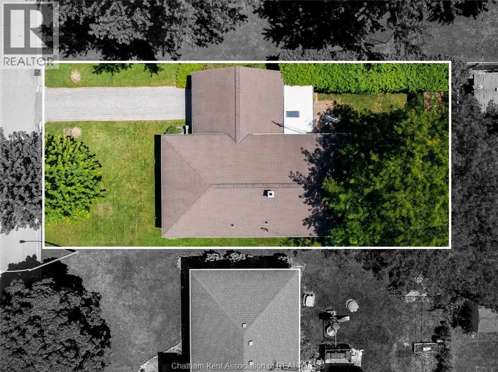 18 CAMEO DRIVE