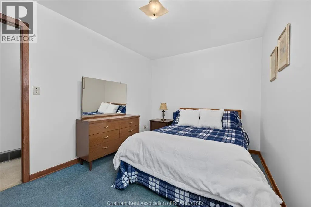 18 CAMEO DRIVE