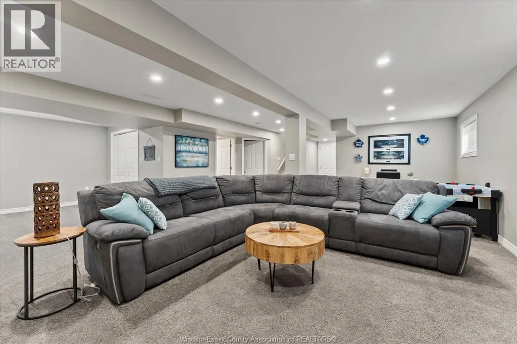 2476 Luxury