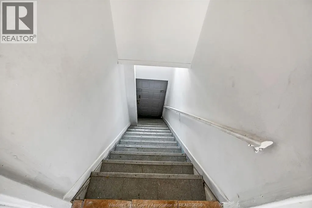 1500 HOWARD AVENUE