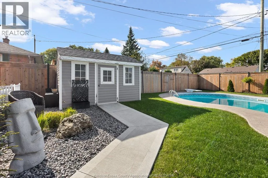 3477 Maisonneuve AVENUE