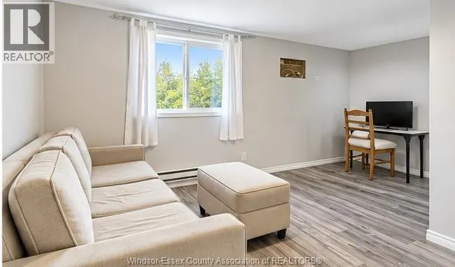 3186 WYANDOTTE STREET Unit# 2