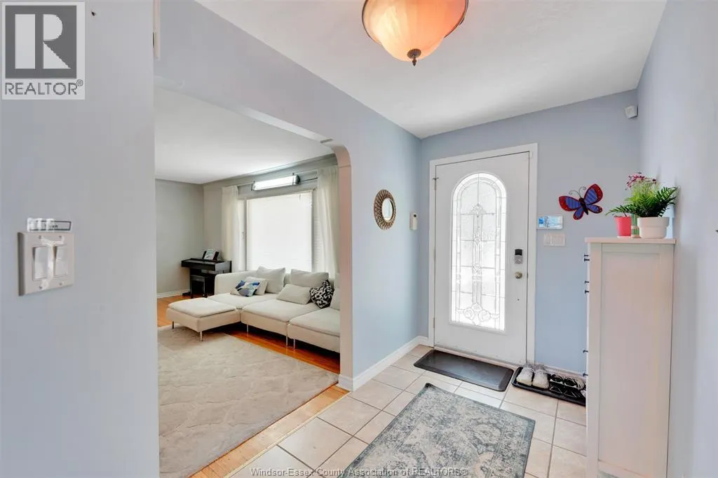 4340 MOUNT ROYAL DRIVE