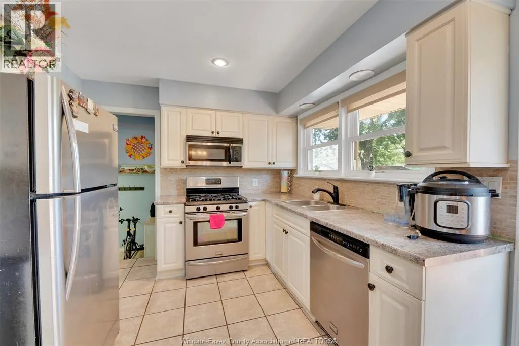 4340 MOUNT ROYAL DRIVE