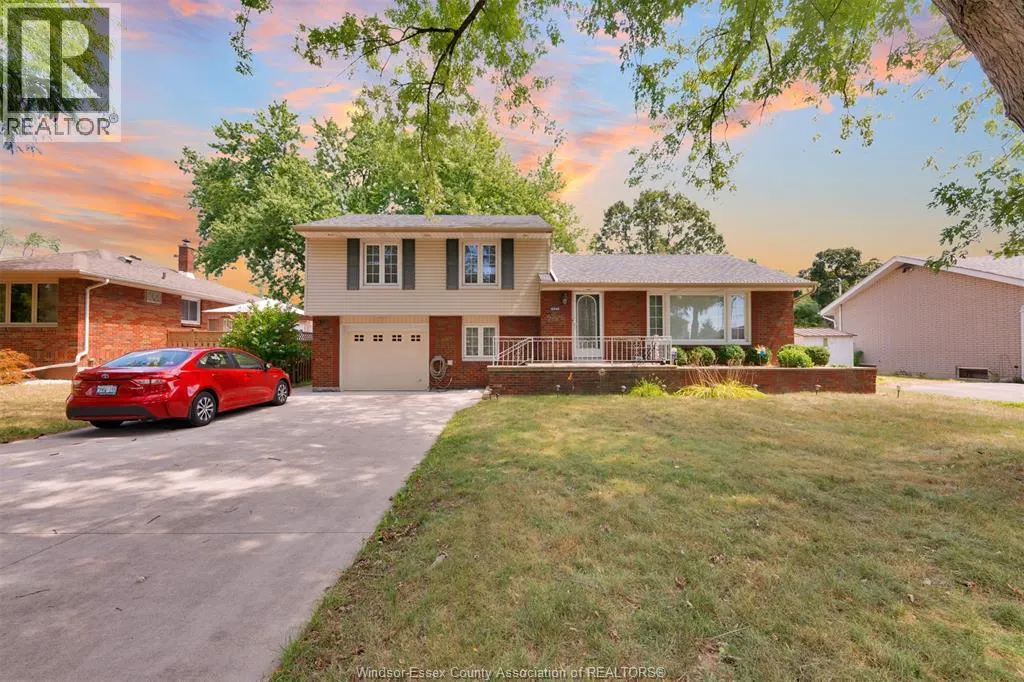 4340 MOUNT ROYAL DRIVE