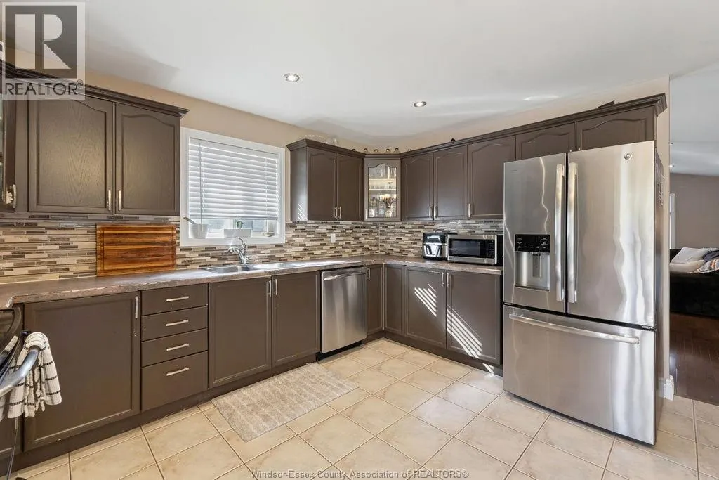 1162 BANWELL ROAD