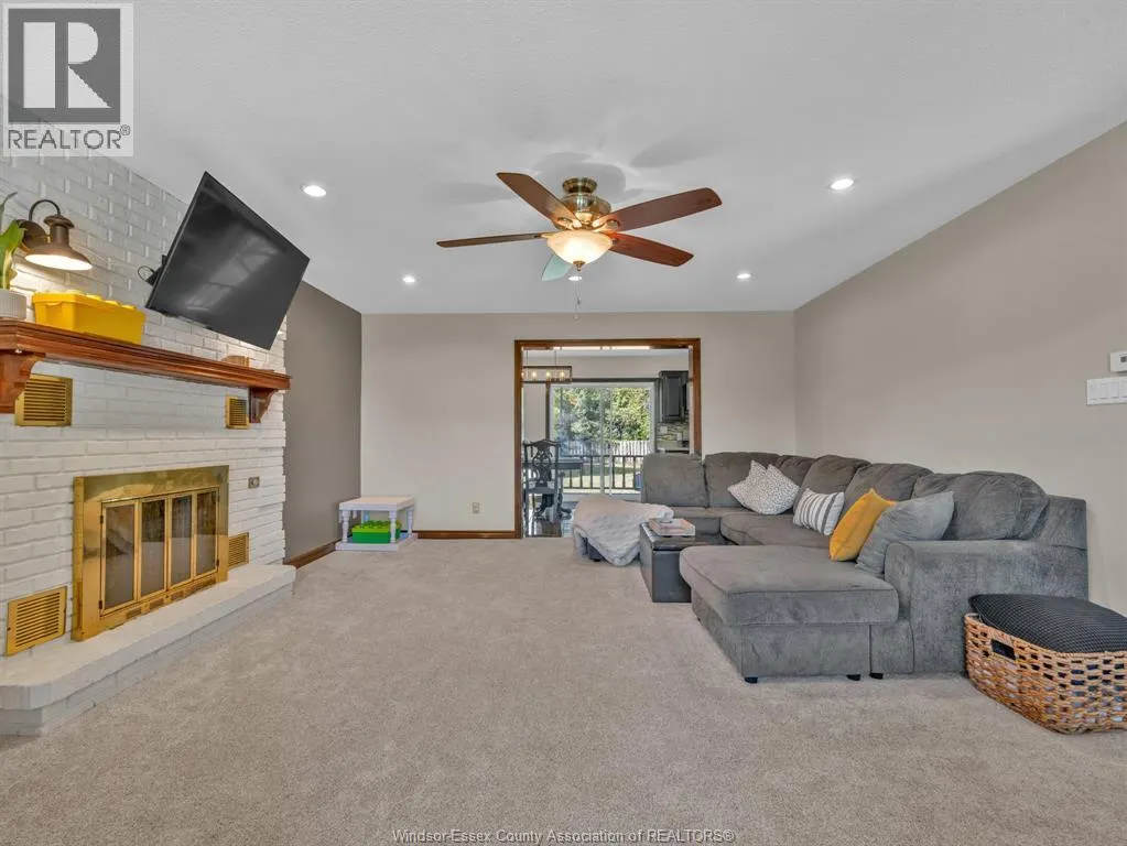 9 EVANS AVENUE