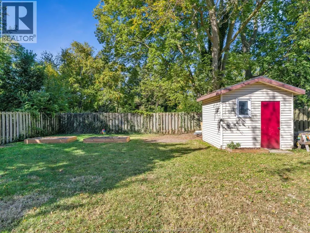 9 EVANS AVENUE