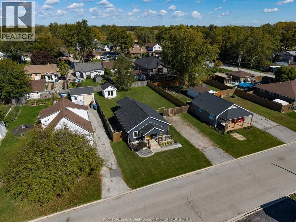 102 DUFF AVENUE