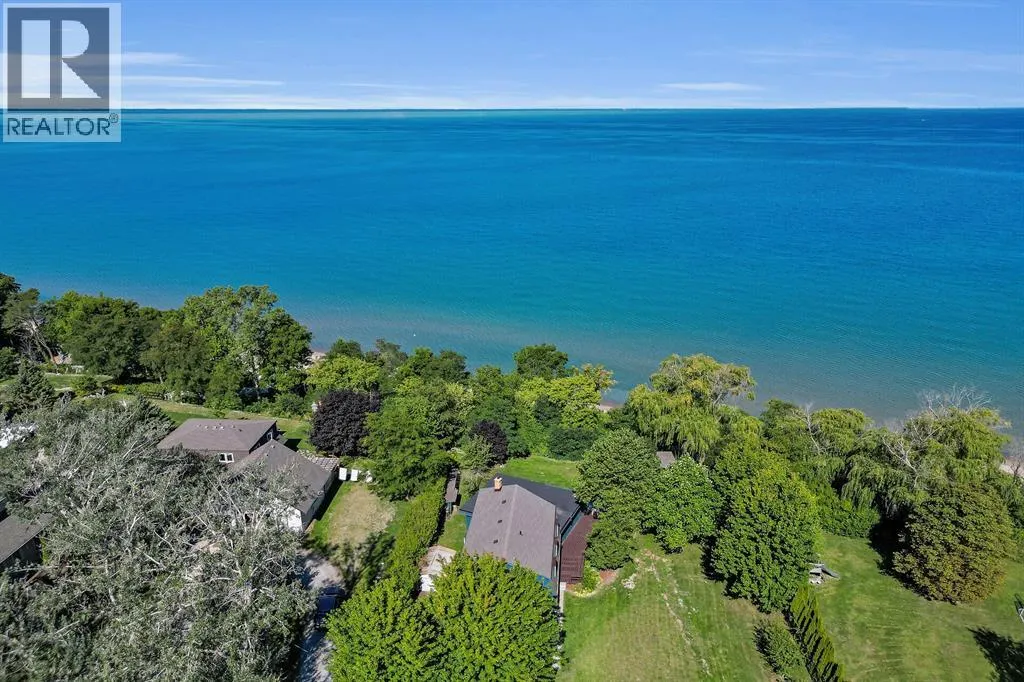 3692 BEVERLY GLEN ...
