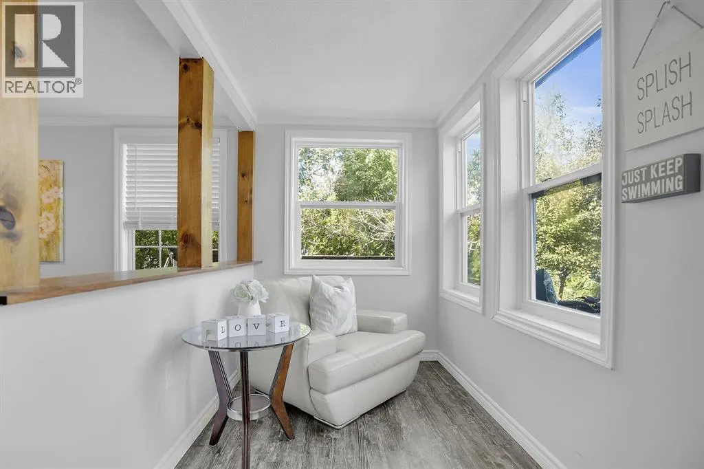 3692 BEVERLY GLEN ...