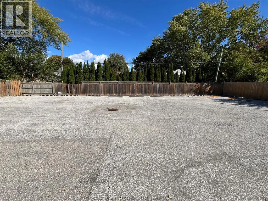 311 St.Clair STREET