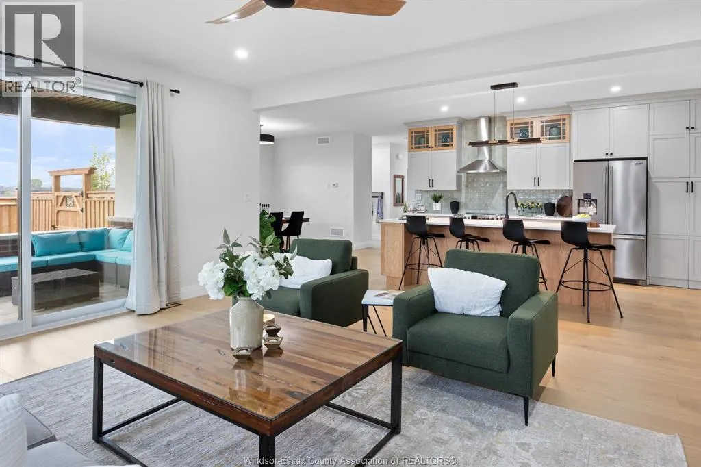 101 ERIE ISLE COURT