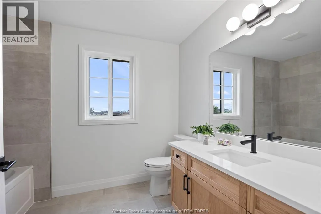 101 ERIE ISLE COURT