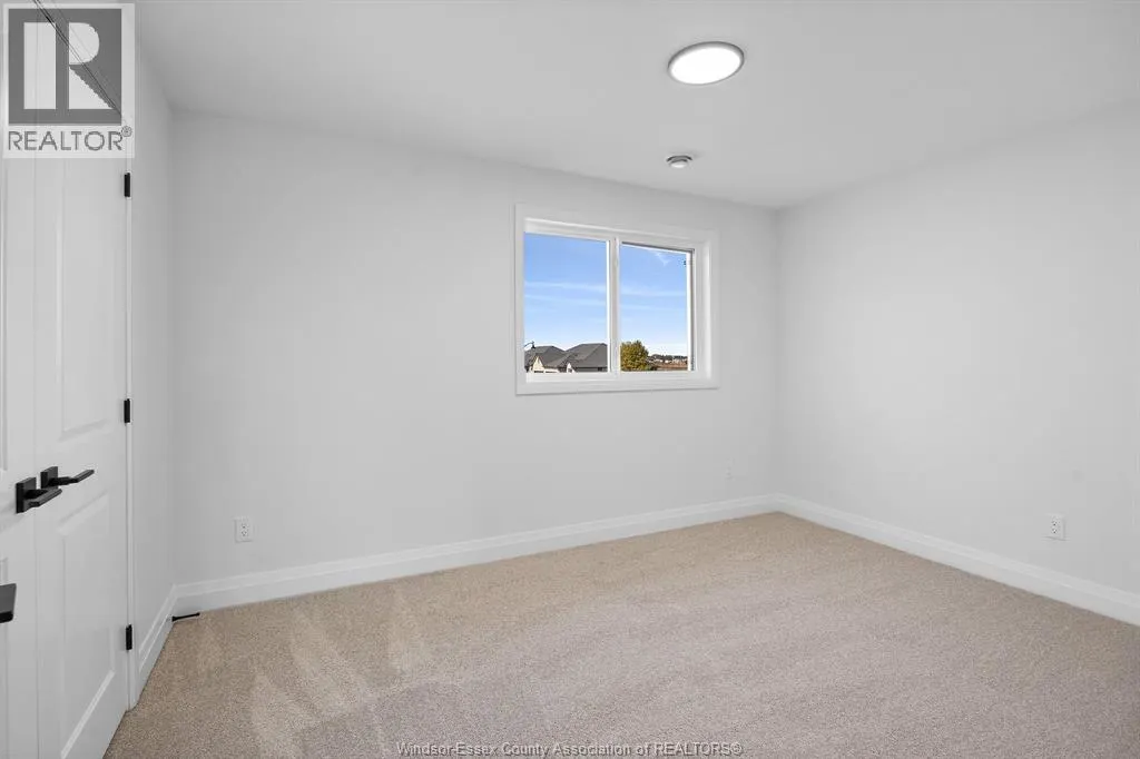 101 ERIE ISLE COURT