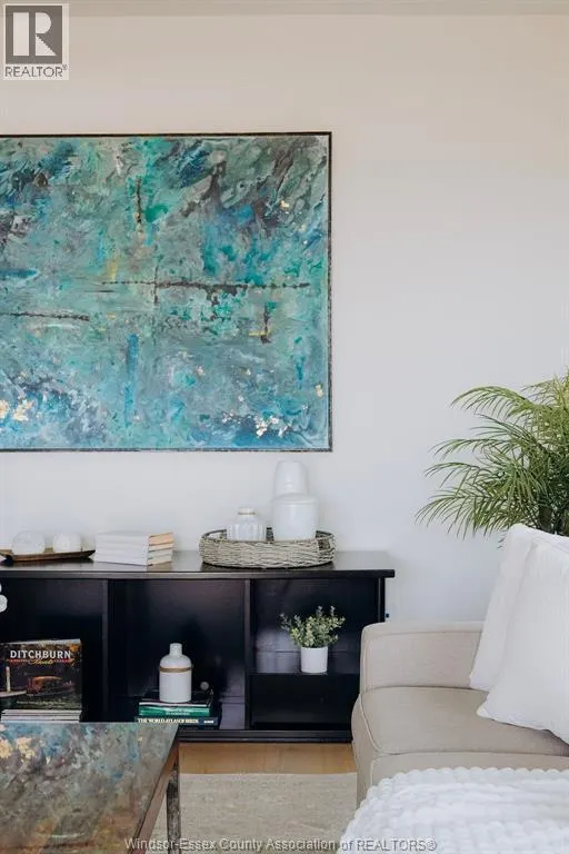 101 ERIE ISLE COURT