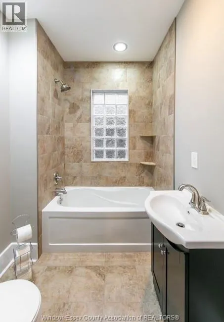 1536 PARENT AVENUE Unit# MAIN