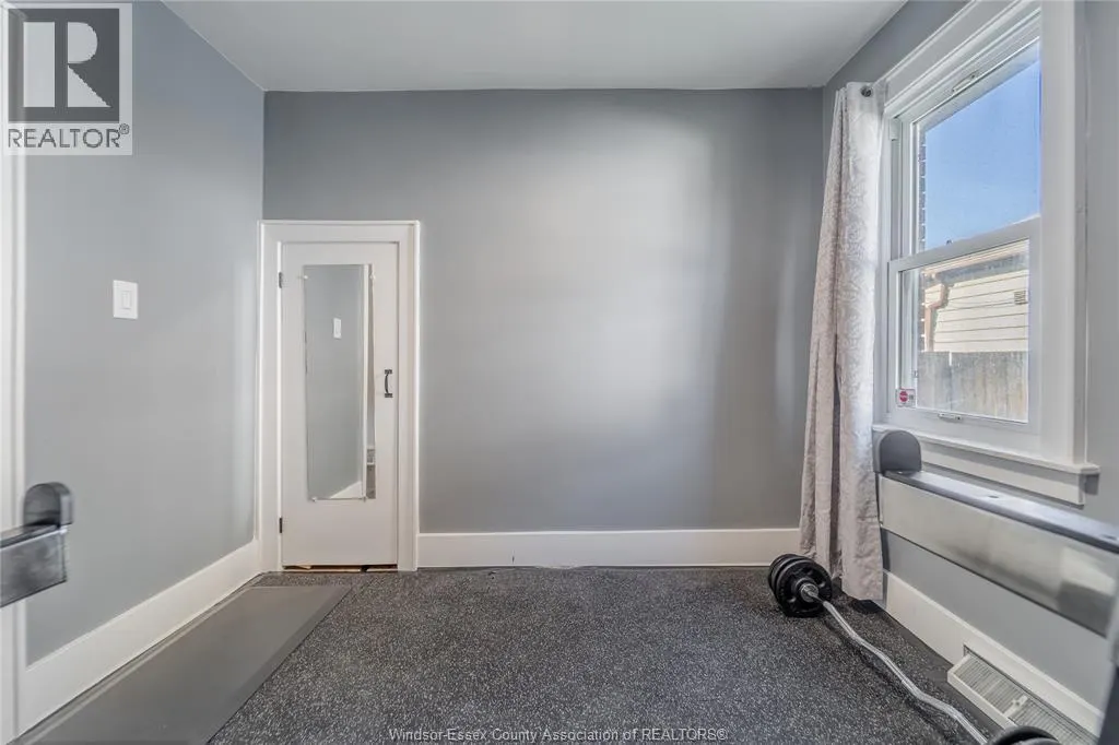 1601 South Cameron