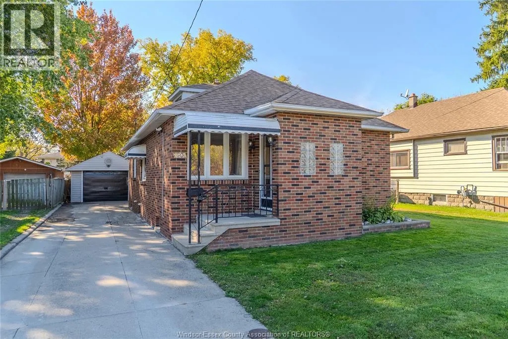 1601 South Cameron