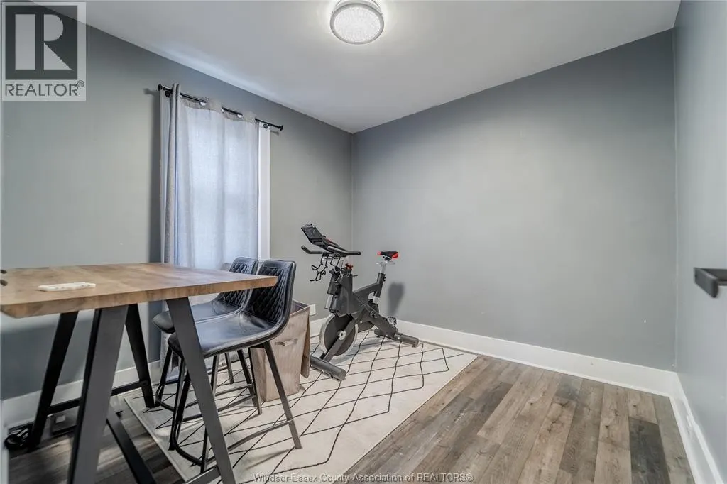 1601 South Cameron