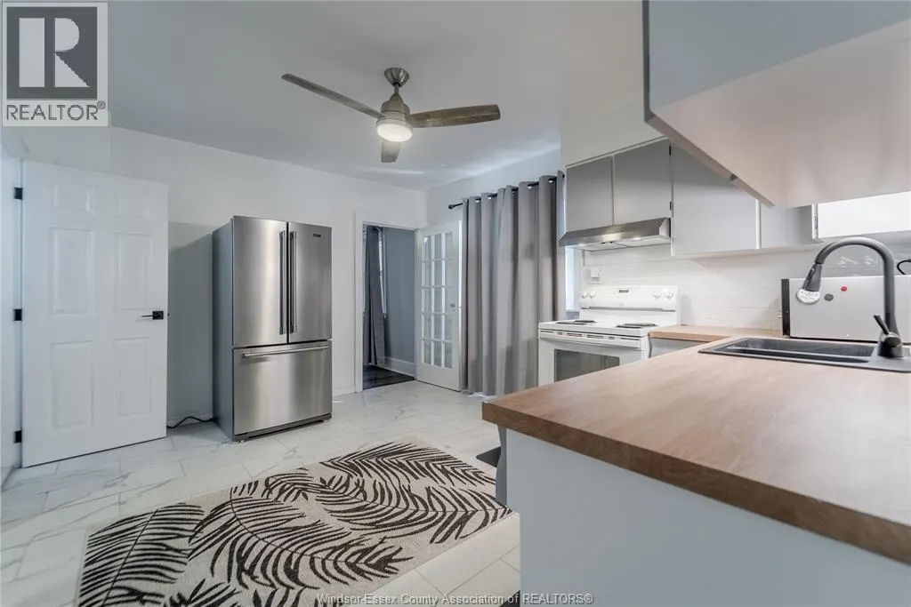 1601 South Cameron