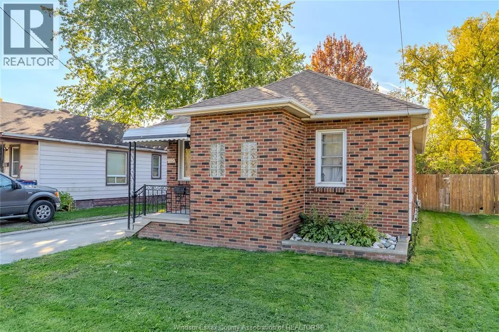 1601 South Cameron
