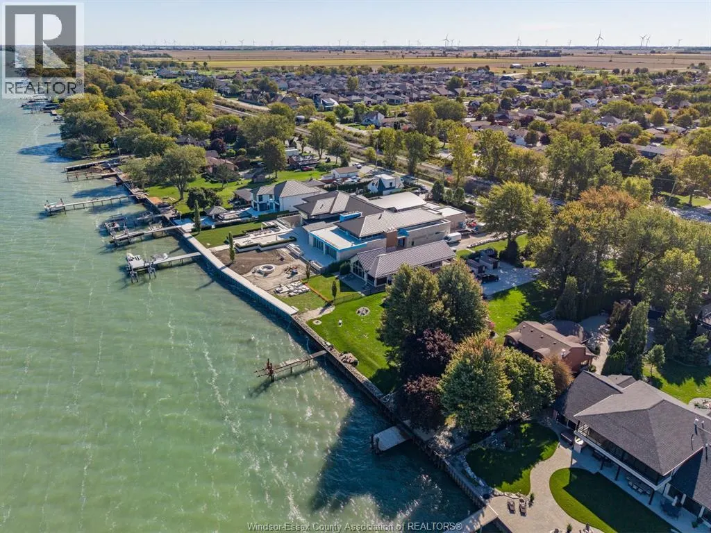 189 LAKEVIEW DRIVE