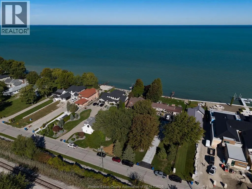 189 LAKEVIEW DRIVE