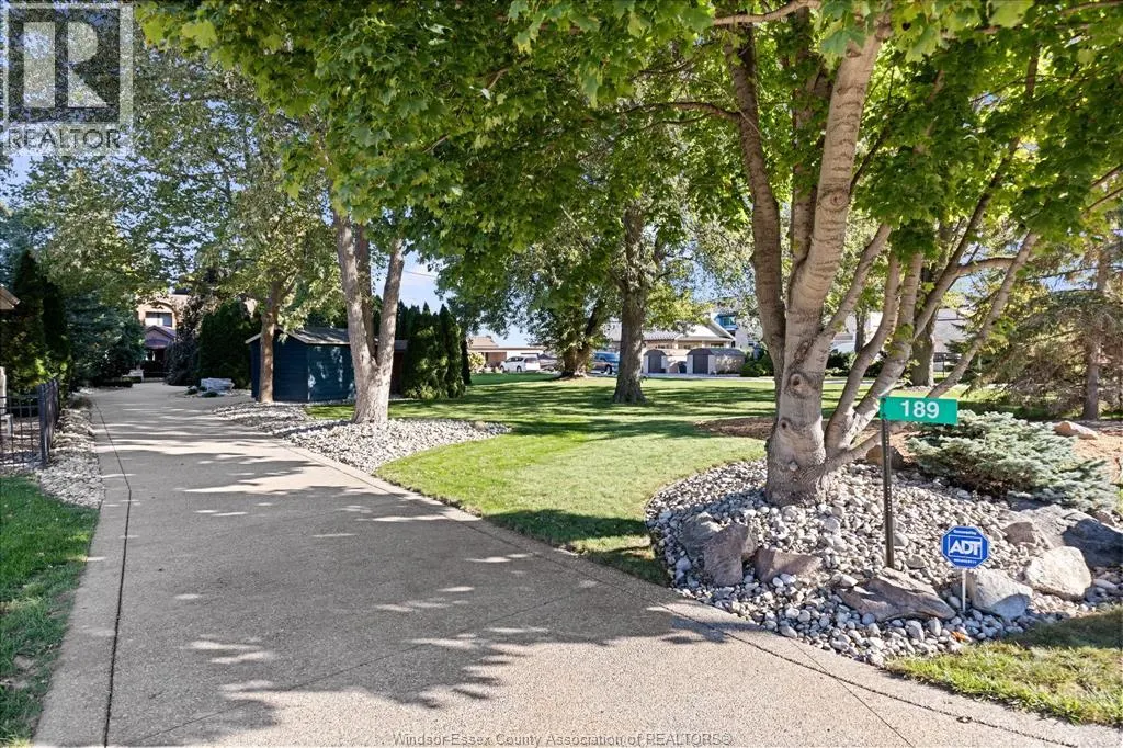 189 LAKEVIEW DRIVE