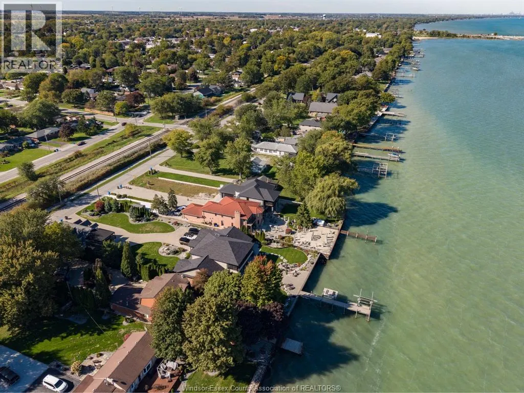 189 LAKEVIEW DRIVE
