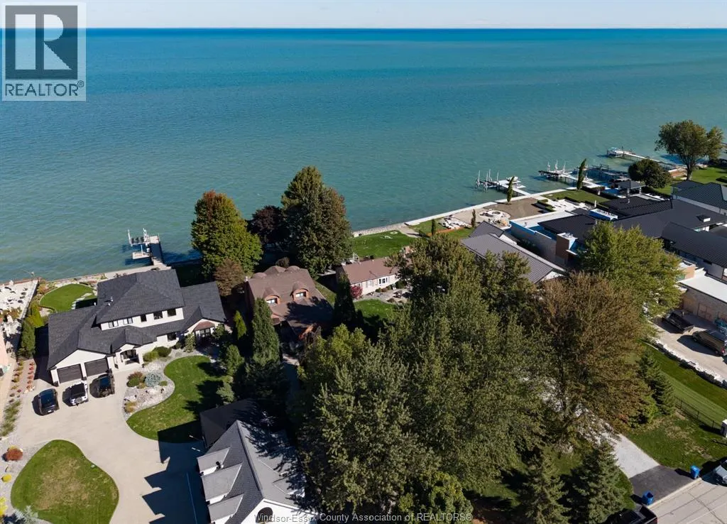 189 LAKEVIEW DRIVE