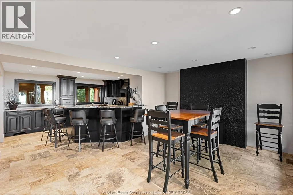189 LAKEVIEW DRIVE