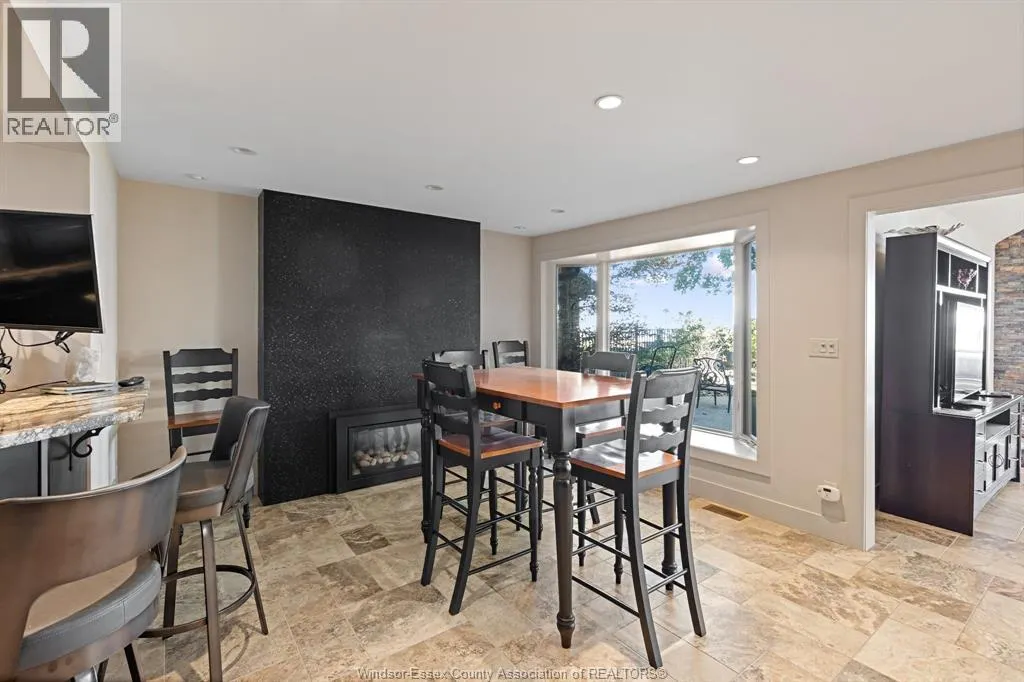 189 LAKEVIEW DRIVE
