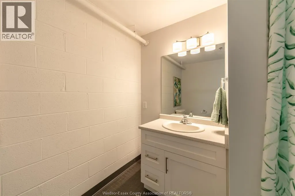 2109 OTTAWA STREET Unit# 401