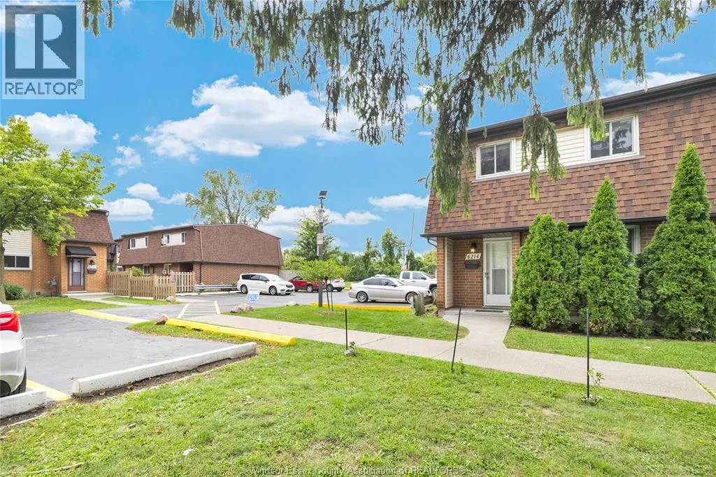 6214 THORNBERRY