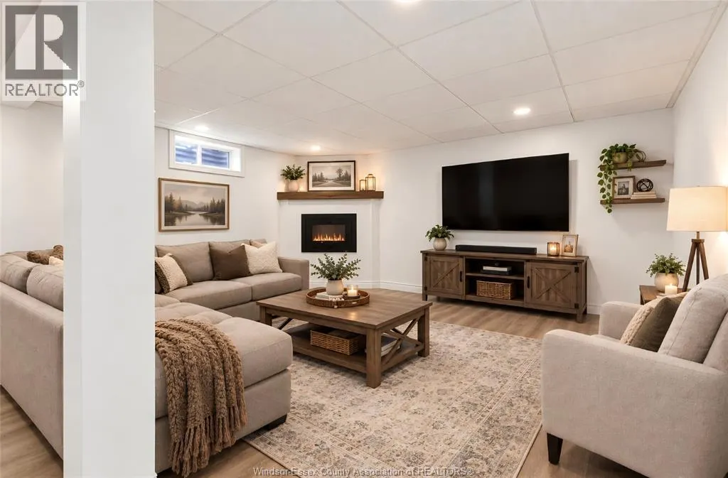6214 THORNBERRY