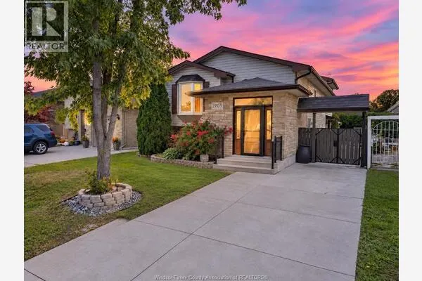 2705 ROBERT