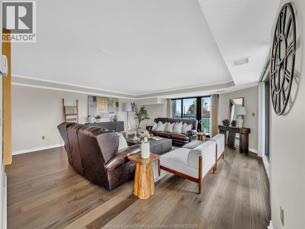 109 Robson ROAD Unit# 201