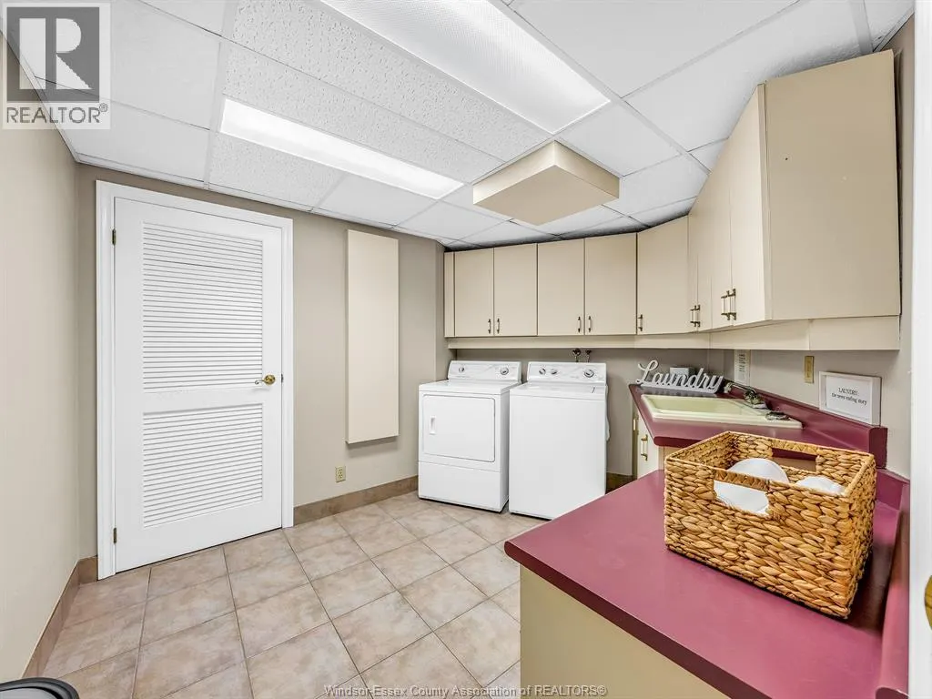 109 Robson ROAD Unit# 201