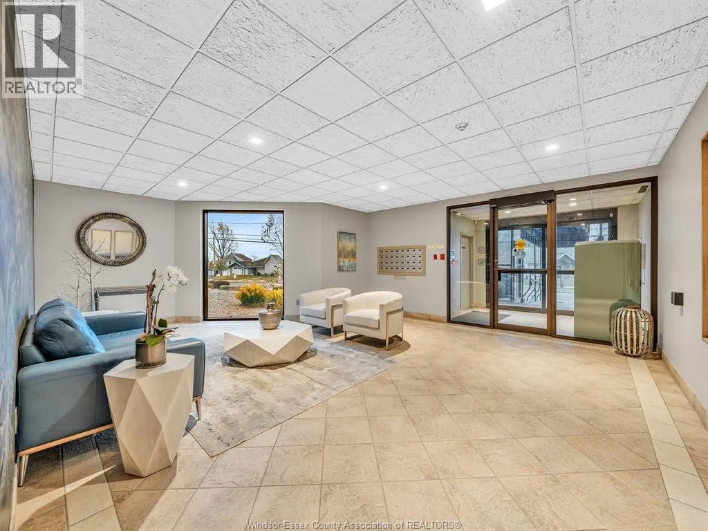 109 Robson ROAD Unit# 201