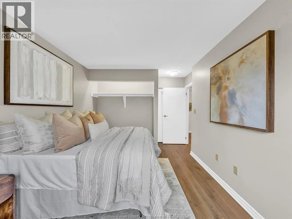 109 Robson ROAD Unit# 201