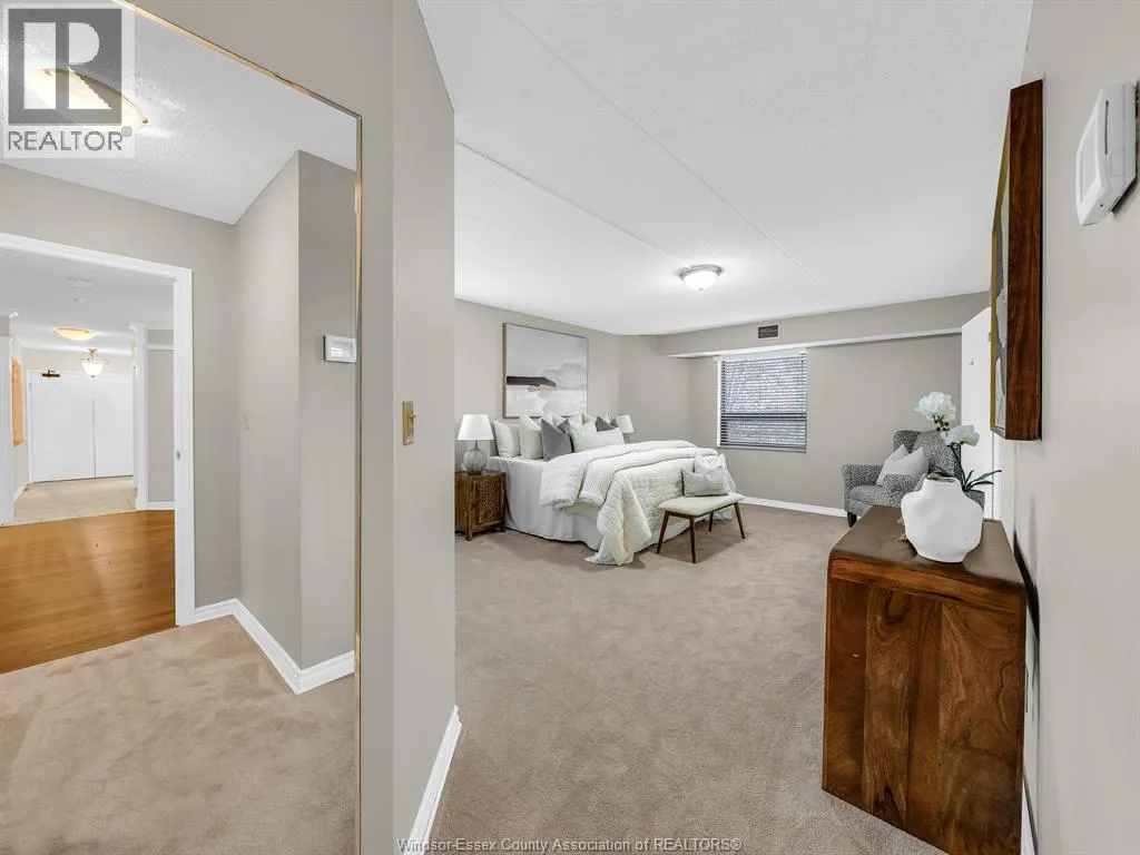 109 Robson ROAD Unit# 201