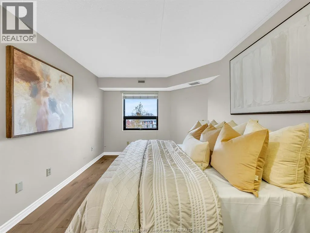 109 Robson ROAD Unit# 201