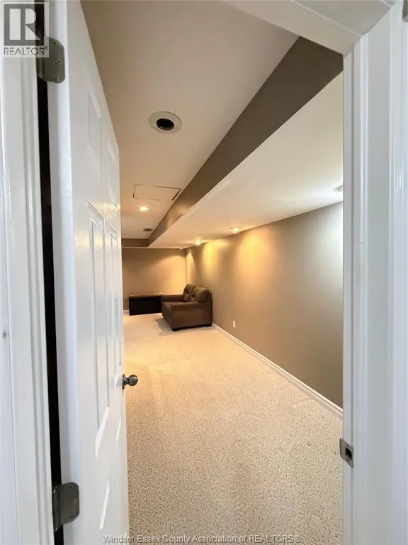 23 Malibu Dr