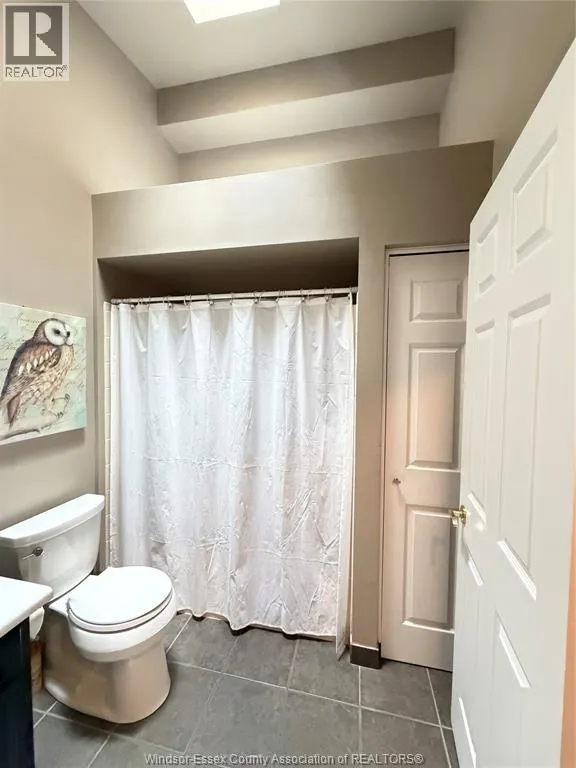 23 Malibu Dr