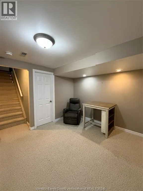 23 Malibu Dr