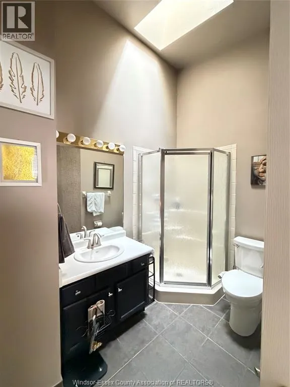 23 Malibu Dr