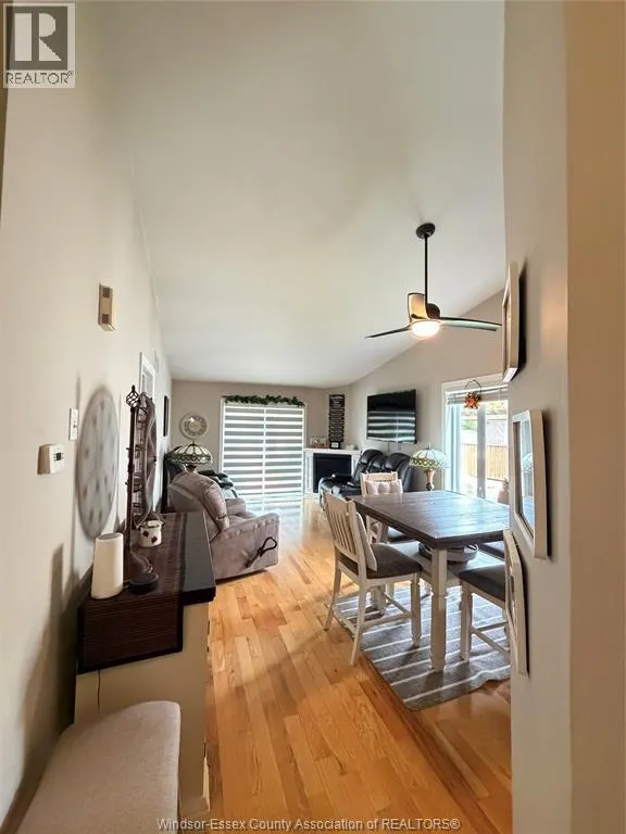 23 Malibu Dr